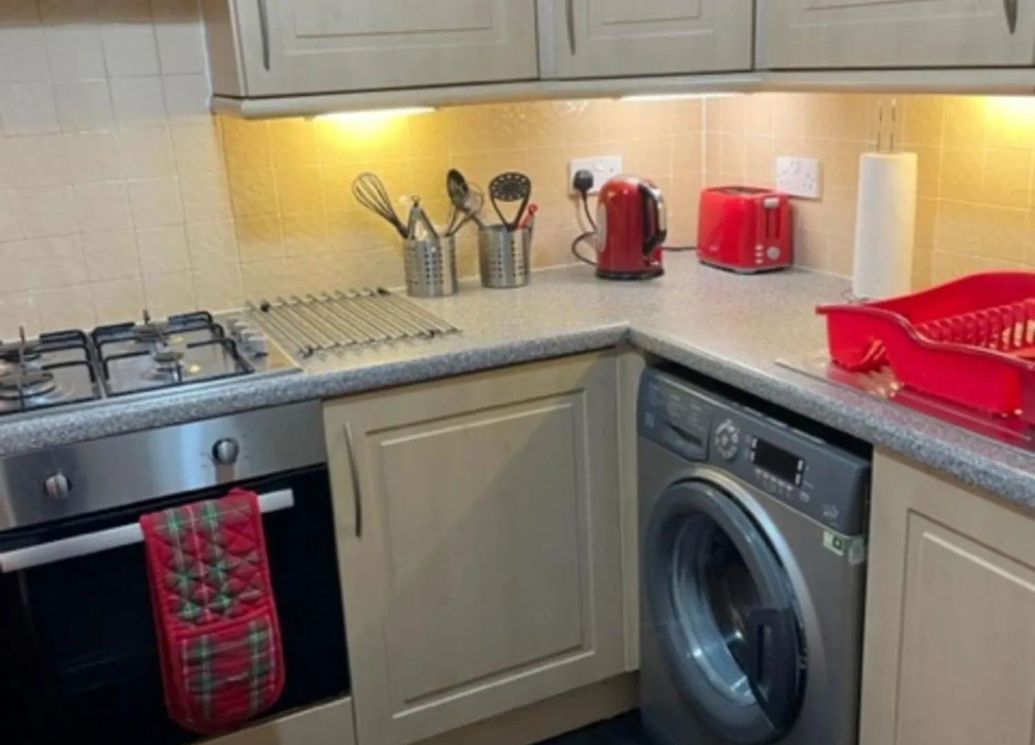Attractive Edinburgh Leith Apartment