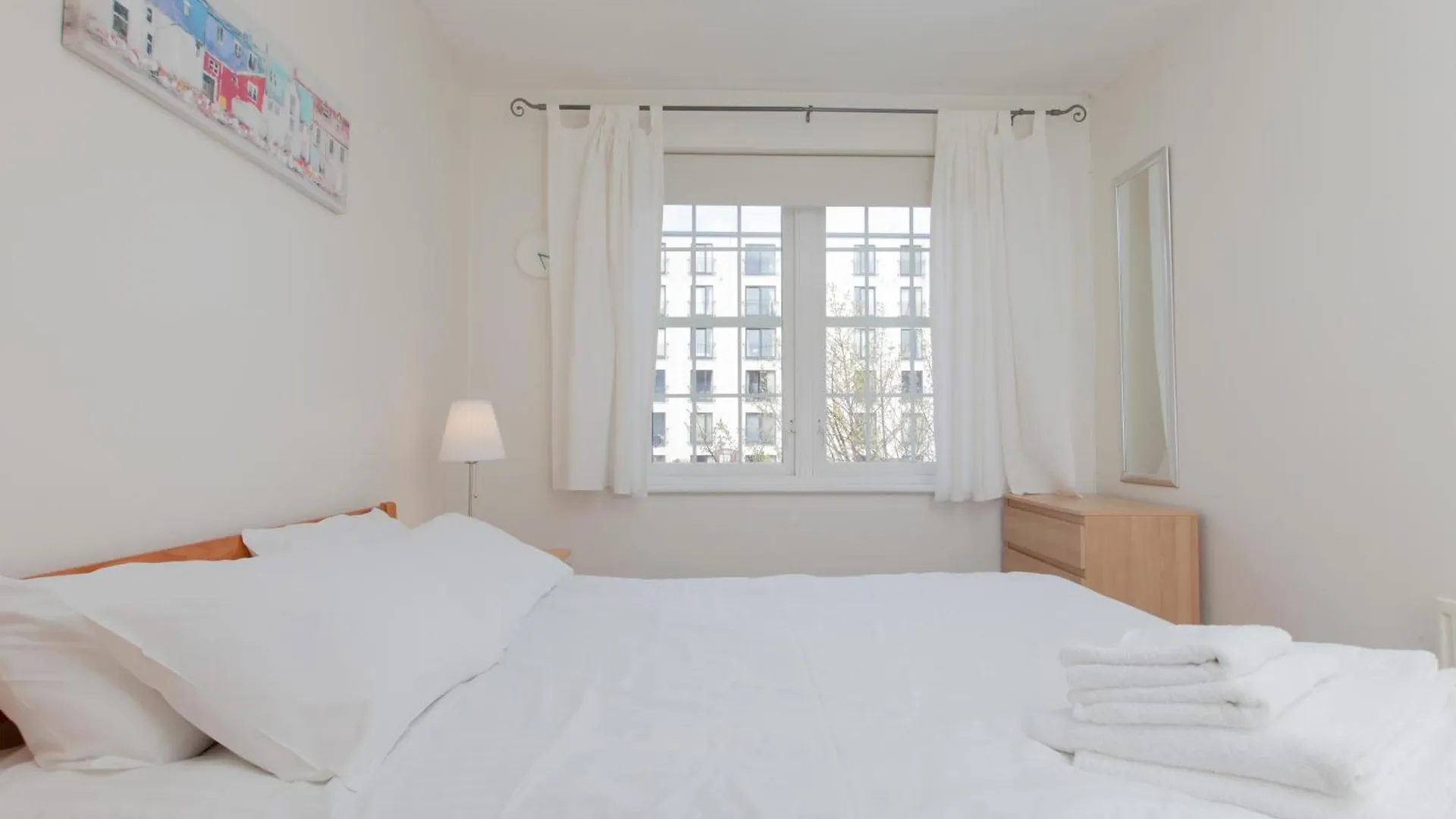 Attractive Edinburgh Leith Apartment