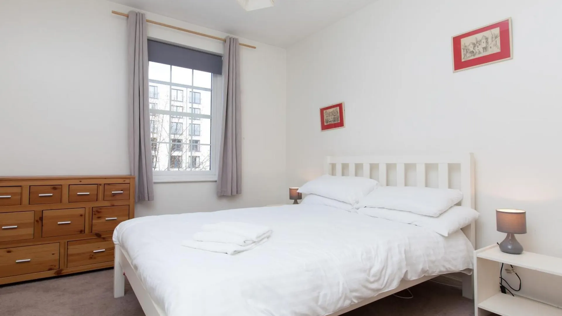 Attractive Edinburgh Leith Apartment