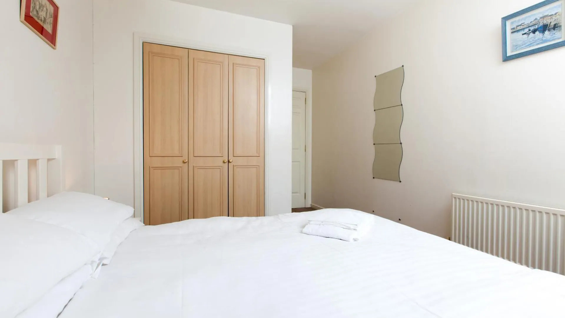 Attractive Edinburgh Leith Apartment